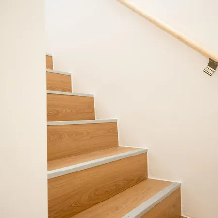 Lev Apartmán
