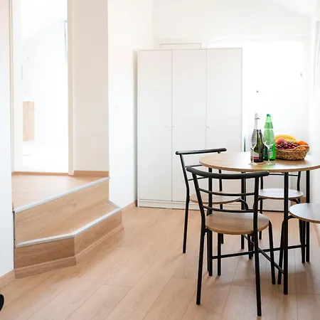 Lev Apartment Izola