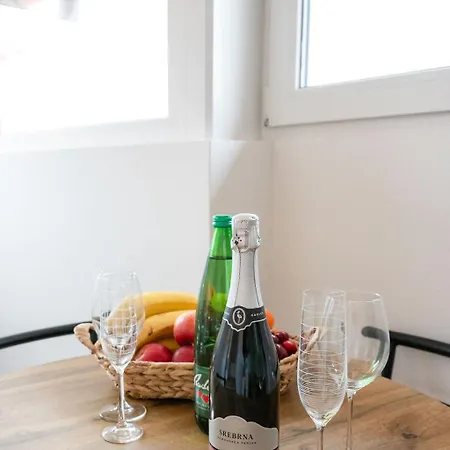 Lev Apartment Izola