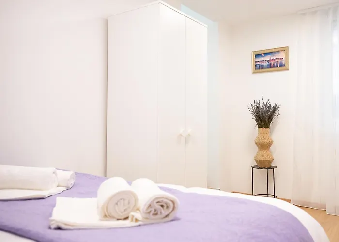 Lev アパート イゾラ